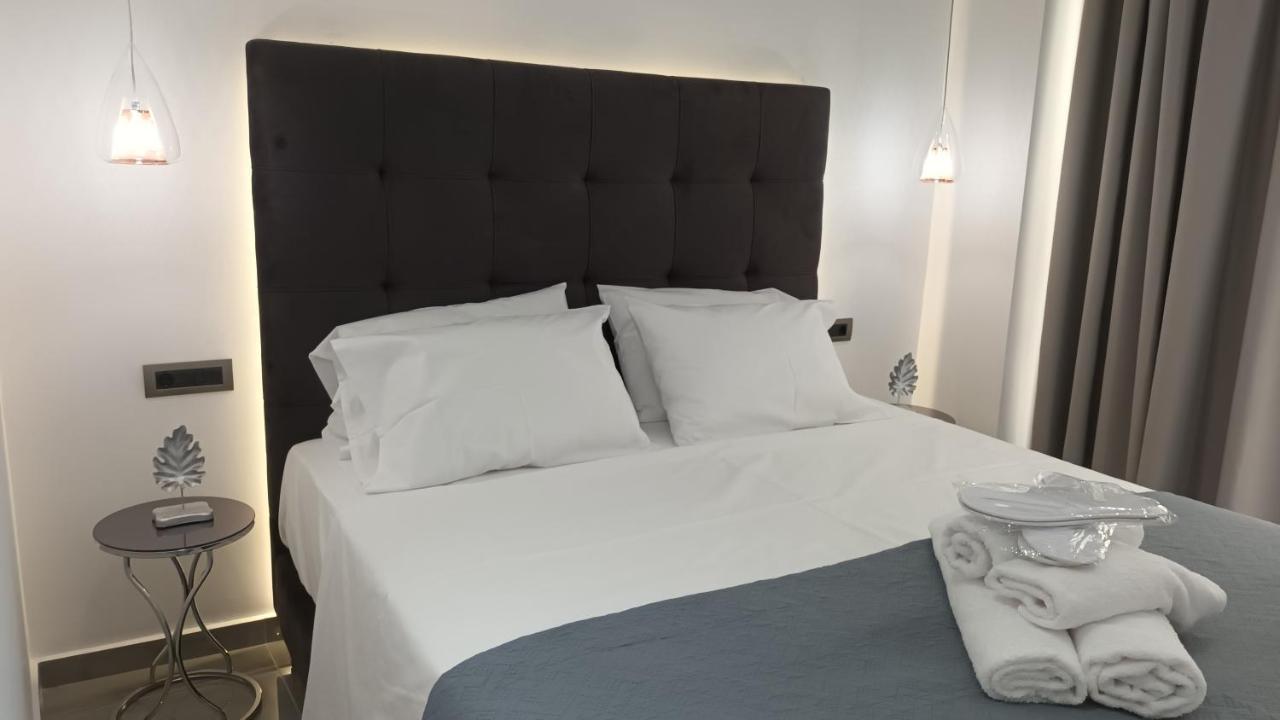Km Luxury Apart Downtown Heraclión Exterior foto