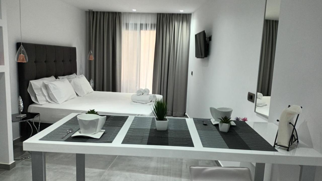 Km Luxury Apart Downtown Heraclión Exterior foto